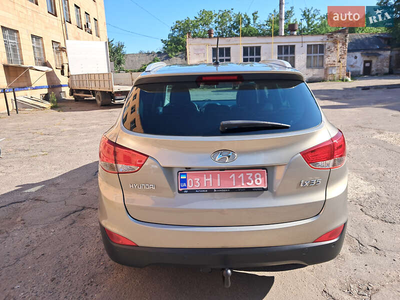 Внедорожник / Кроссовер Hyundai ix35 2011 в Полтаве фото 8 Внедорожник / Кроссовер Hyundai ix35 2011 в Полтаве