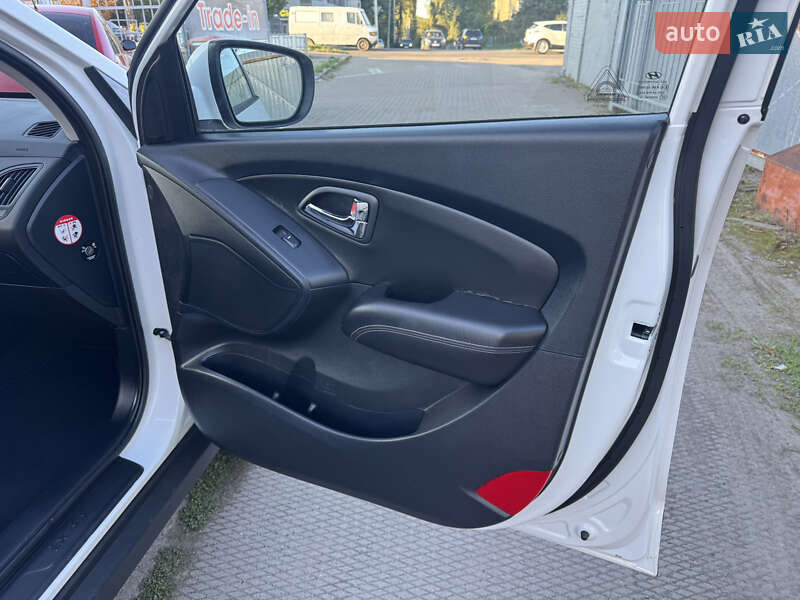 Позашляховик / Кросовер Hyundai ix35 2011 в Рівному