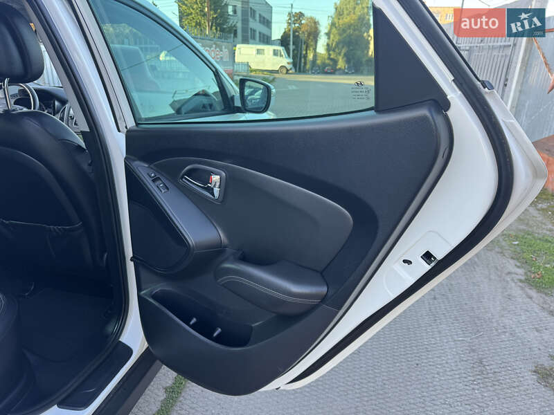 Позашляховик / Кросовер Hyundai ix35 2011 в Рівному