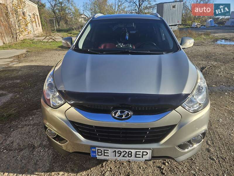 Внедорожник / Кроссовер Hyundai ix35 2010 в Очакове фото 10 Внедорожник / Кроссовер Hyundai ix35 2010 в Очакове