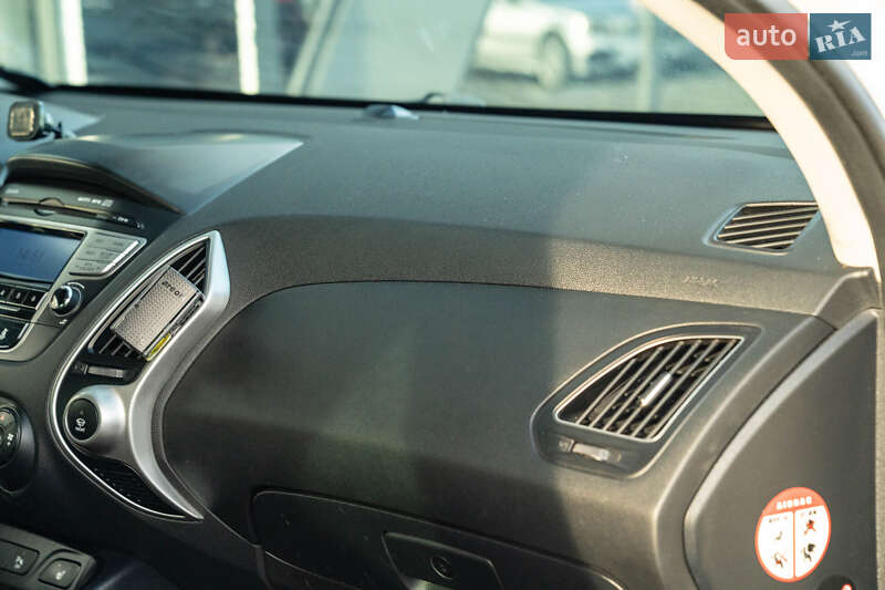 Внедорожник / Кроссовер Hyundai ix35 2011 в Черновцах фото 28 Внедорожник / Кроссовер Hyundai ix35 2011 в Черновцах