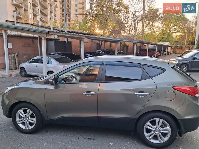 Внедорожник / Кроссовер Hyundai ix35 2011 в Одессе