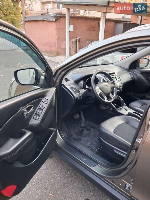 Внедорожник / Кроссовер Hyundai ix35 2011 в Одессе