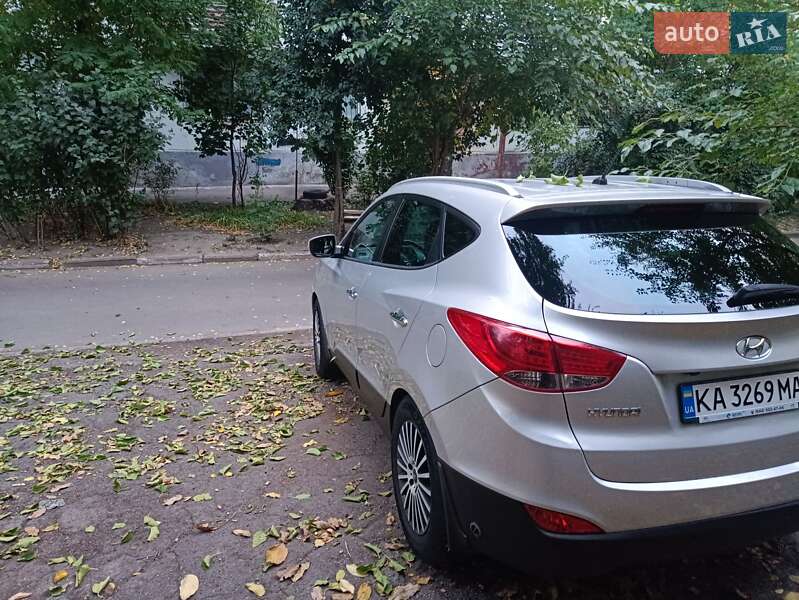 Внедорожник / Кроссовер Hyundai ix35 2010 в Запорожье фото 4 Внедорожник / Кроссовер Hyundai ix35 2010 в Запорожье