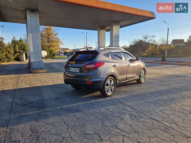 Внедорожник / Кроссовер Hyundai ix35 2014 в Черноморске фото 3 Внедорожник / Кроссовер Hyundai ix35 2014 в Черноморске