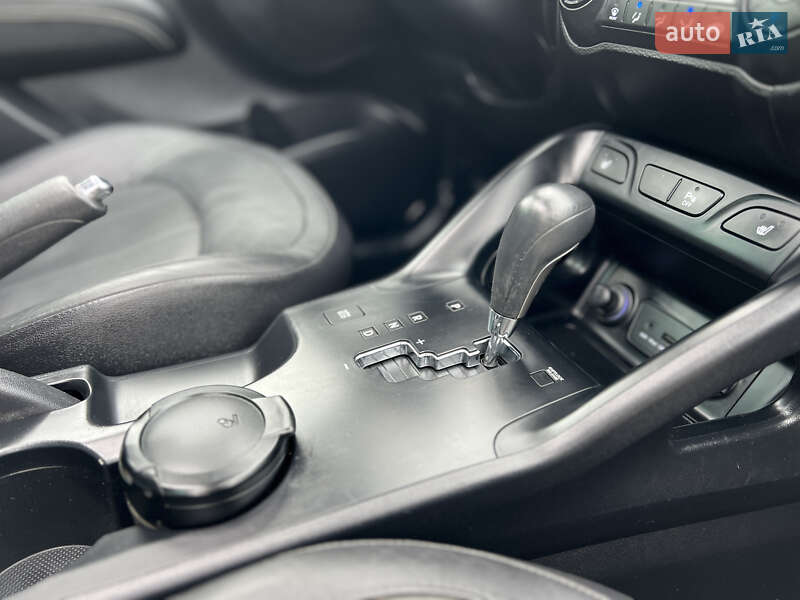 Внедорожник / Кроссовер Hyundai ix35 2010 в Ивано-Франковске фото 85 Внедорожник / Кроссовер Hyundai ix35 2010 в Ивано-Франковске