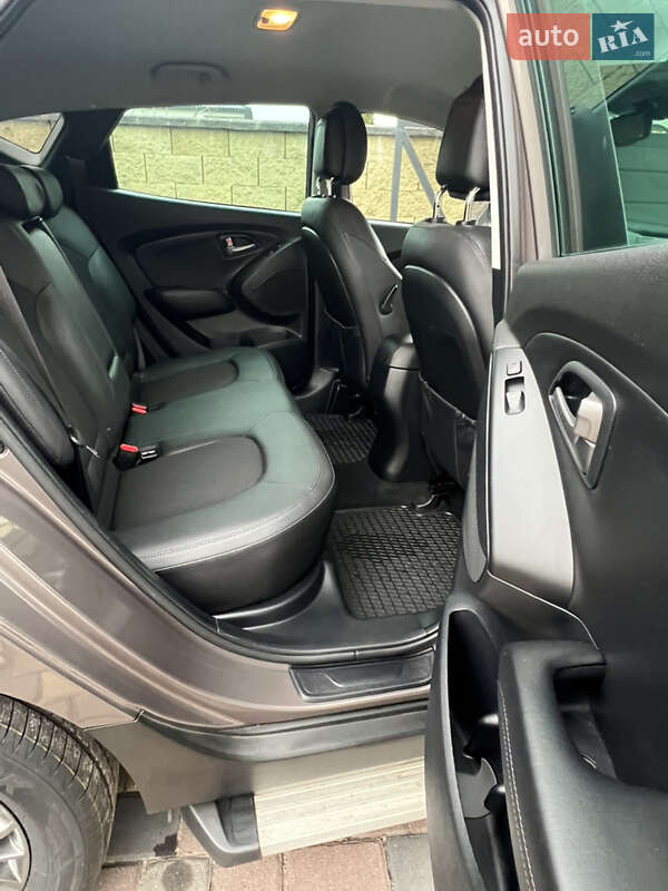 Внедорожник / Кроссовер Hyundai ix35 2015 в Львове