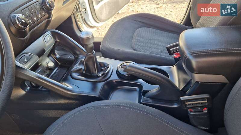 Внедорожник / Кроссовер Hyundai ix35 2010 в Киеве фото 13 Внедорожник / Кроссовер Hyundai ix35 2010 в Киеве