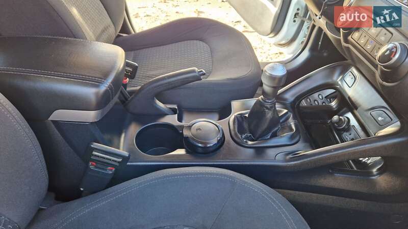 Внедорожник / Кроссовер Hyundai ix35 2010 в Киеве фото 16 Внедорожник / Кроссовер Hyundai ix35 2010 в Киеве