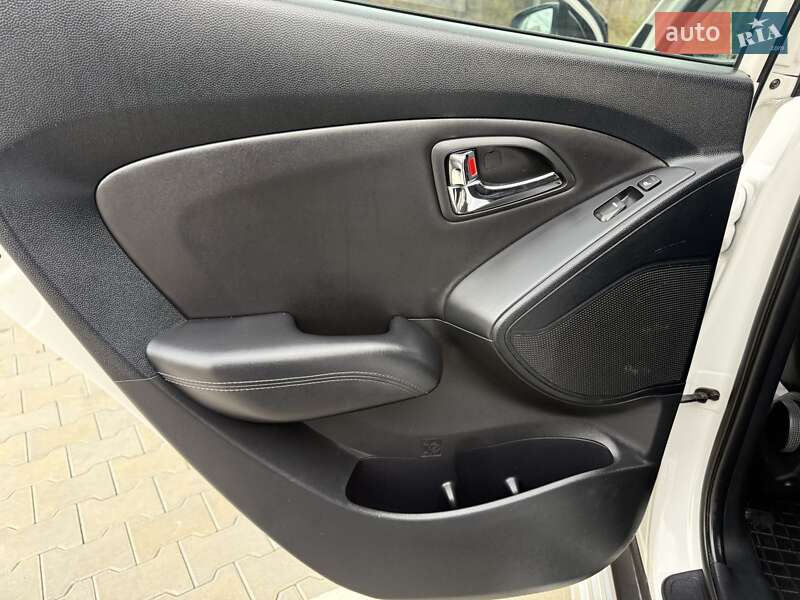 Внедорожник / Кроссовер Hyundai ix35 2012 в Черновцах фото 36 Внедорожник / Кроссовер Hyundai ix35 2012 в Черновцах