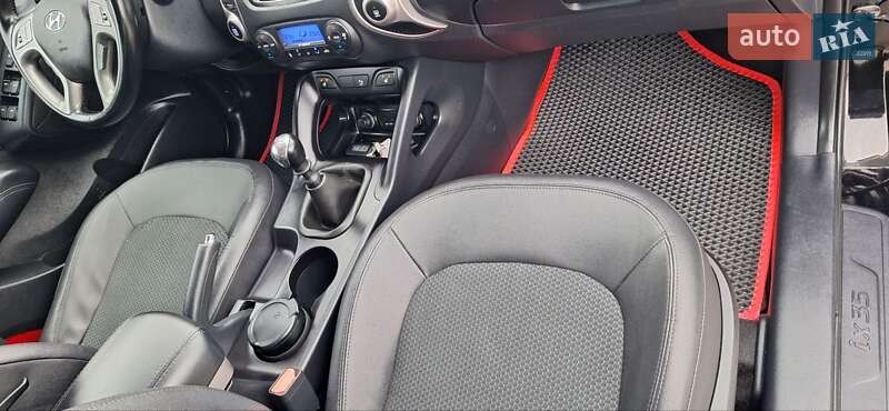 Внедорожник / Кроссовер Hyundai ix35 2014 в Новоархангельске