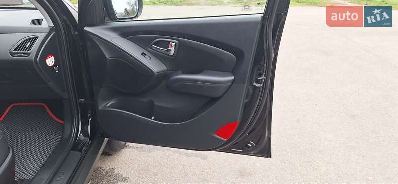 Внедорожник / Кроссовер Hyundai ix35 2014 в Новоархангельске