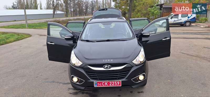 Внедорожник / Кроссовер Hyundai ix35 2014 в Новоархангельске