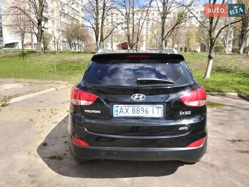 Внедорожник / Кроссовер Hyundai ix35 2012 в Харькове