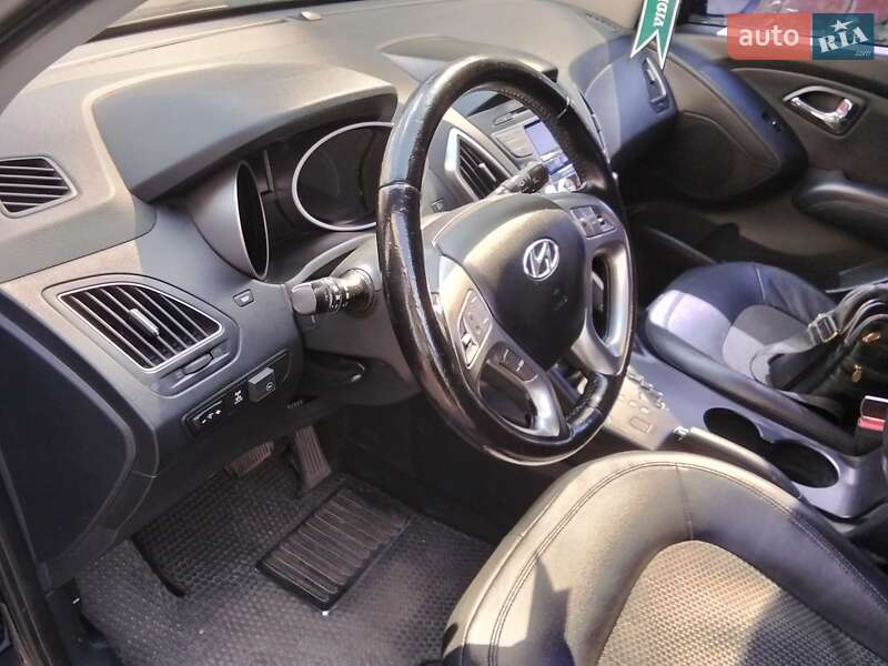 Внедорожник / Кроссовер Hyundai ix35 2012 в Харькове