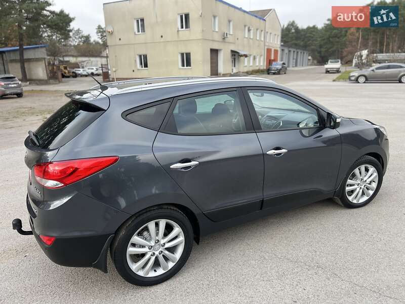 Позашляховик / Кросовер Hyundai ix35 2011 в Радивиліві