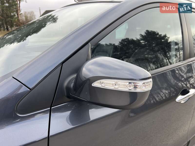 Позашляховик / Кросовер Hyundai ix35 2011 в Радивиліві