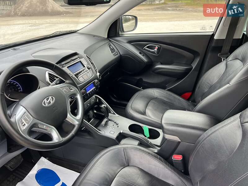 Позашляховик / Кросовер Hyundai ix35 2011 в Радивиліві