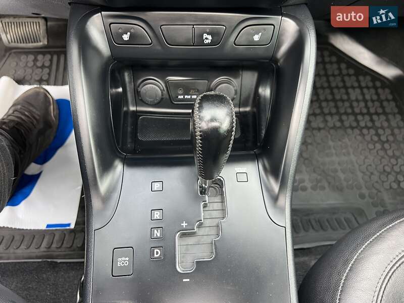 Позашляховик / Кросовер Hyundai ix35 2011 в Радивиліві