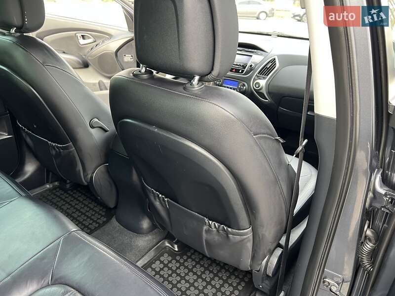 Позашляховик / Кросовер Hyundai ix35 2011 в Радивиліві