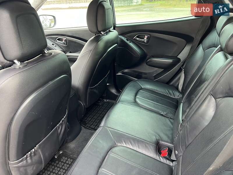 Позашляховик / Кросовер Hyundai ix35 2011 в Радивиліві