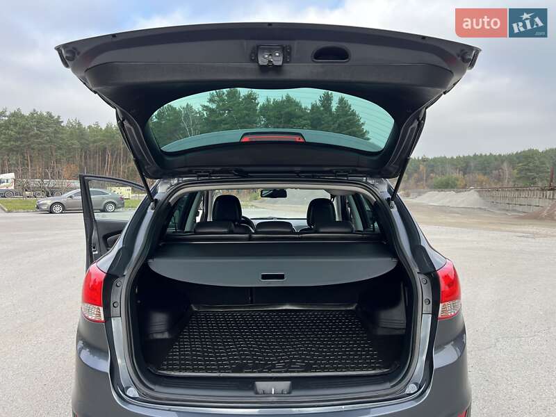 Позашляховик / Кросовер Hyundai ix35 2011 в Радивиліві