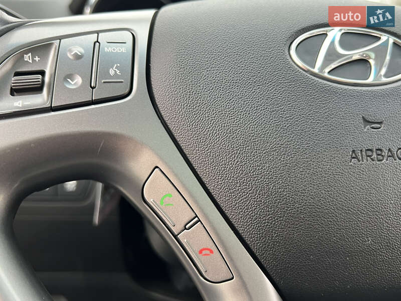 Позашляховик / Кросовер Hyundai ix35 2014 в Луцьку