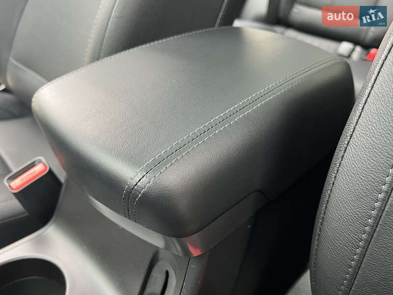 Позашляховик / Кросовер Hyundai ix35 2014 в Луцьку