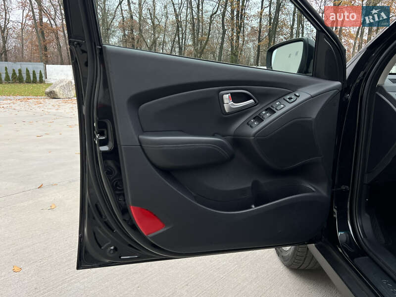 Позашляховик / Кросовер Hyundai ix35 2014 в Луцьку