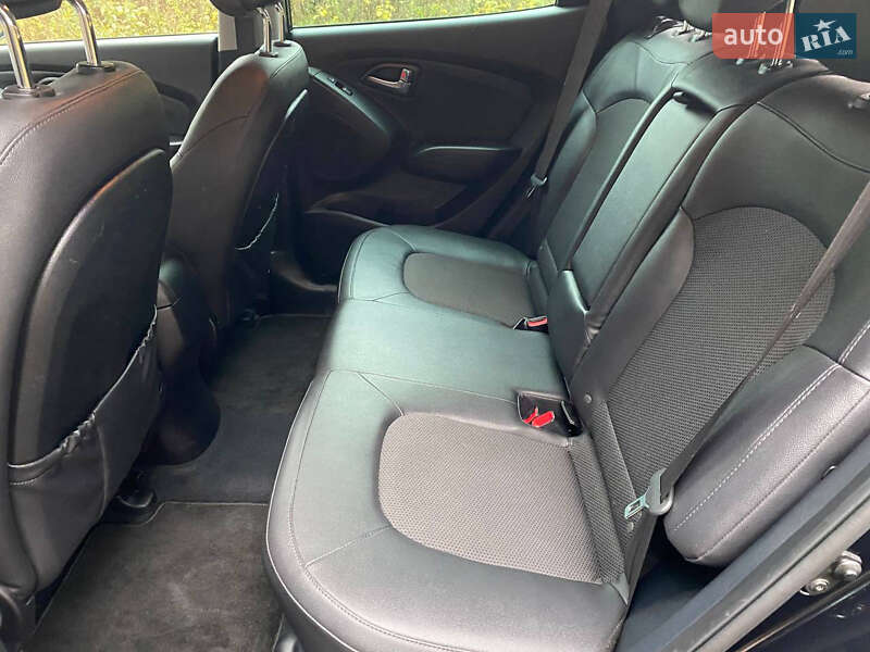 Внедорожник / Кроссовер Hyundai ix35 2015 в Радивилове