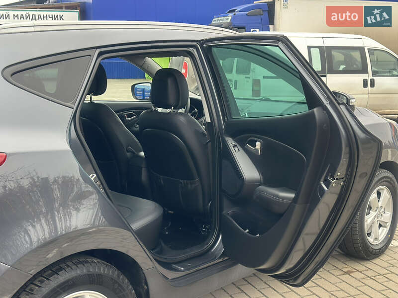 Внедорожник / Кроссовер Hyundai ix35 2011 в Дубно