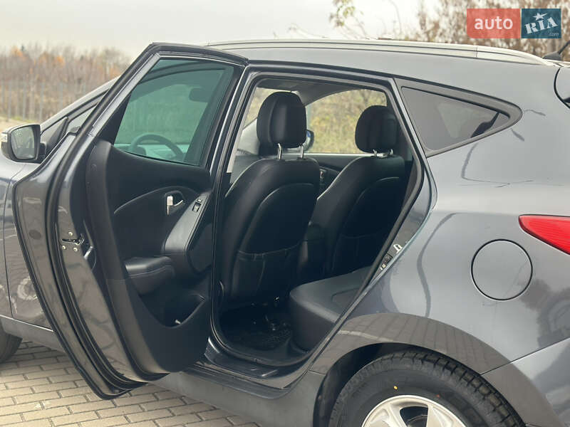 Внедорожник / Кроссовер Hyundai ix35 2011 в Дубно