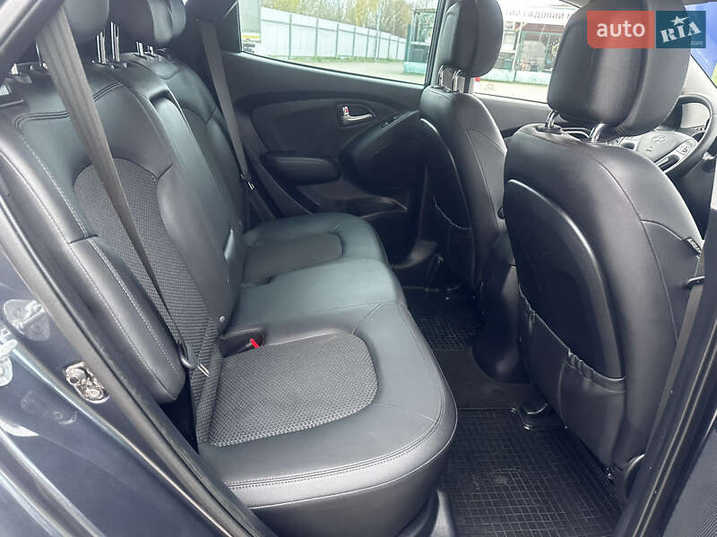 Внедорожник / Кроссовер Hyundai ix35 2011 в Дубно