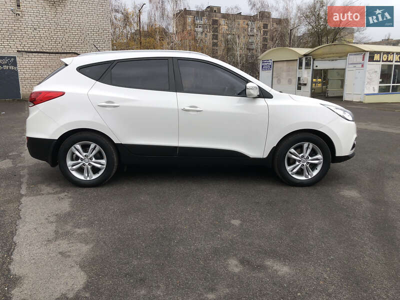 Позашляховик / Кросовер Hyundai ix35 2013 в Кривому Розі фото 7 Позашляховик / Кросовер Hyundai ix35 2013 в Кривому Розі