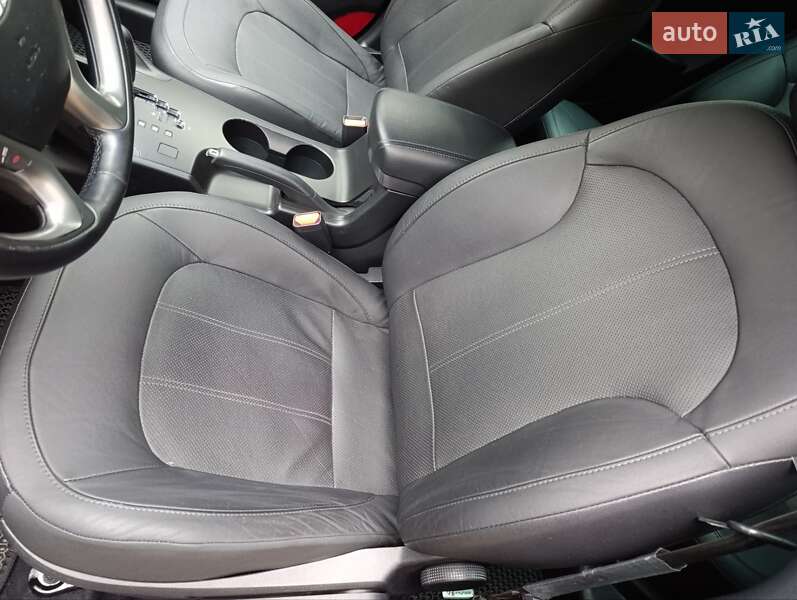 Внедорожник / Кроссовер Hyundai ix35 2013 в Киеве фото 25 Внедорожник / Кроссовер Hyundai ix35 2013 в Киеве