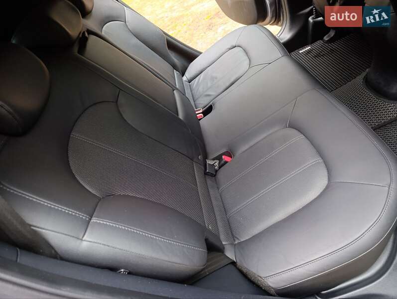 Внедорожник / Кроссовер Hyundai ix35 2013 в Киеве фото 43 Внедорожник / Кроссовер Hyundai ix35 2013 в Киеве