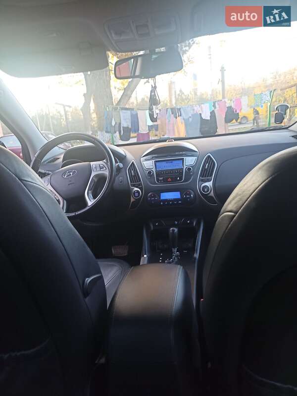 Внедорожник / Кроссовер Hyundai ix35 2012 в Сарате фото 2 Внедорожник / Кроссовер Hyundai ix35 2012 в Сарате