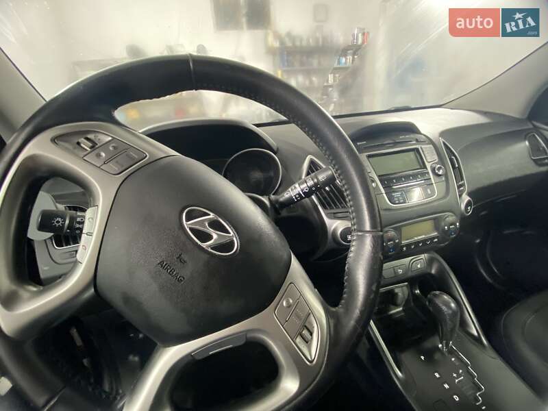 Позашляховик / Кросовер Hyundai ix35 2011 в Рівному