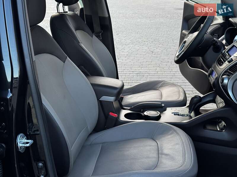 Внедорожник / Кроссовер Hyundai ix35 2011 в Одессе фото 28 Внедорожник / Кроссовер Hyundai ix35 2011 в Одессе