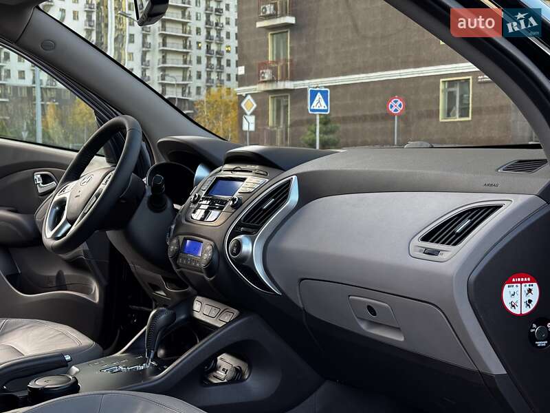 Внедорожник / Кроссовер Hyundai ix35 2011 в Одессе фото 27 Внедорожник / Кроссовер Hyundai ix35 2011 в Одессе