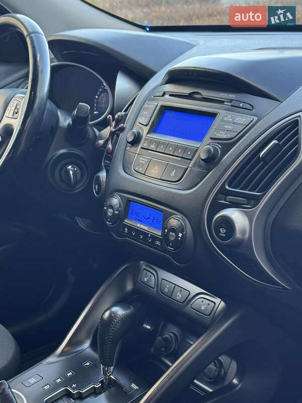 Внедорожник / Кроссовер Hyundai ix35 2014 в Ивано-Франковске