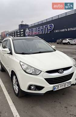 Внедорожник / Кроссовер Hyundai ix35 2010 в Чернигове