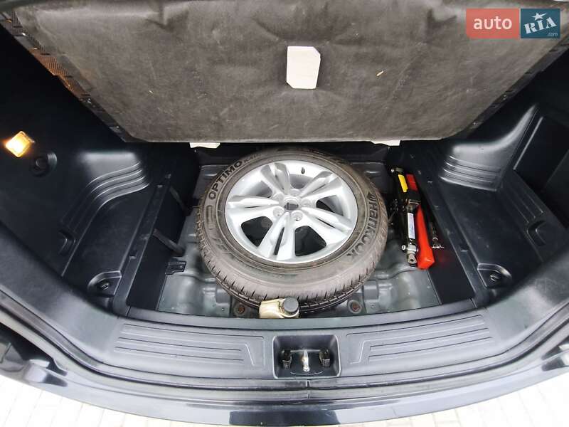 Позашляховик / Кросовер Hyundai ix35 2011 в Ковелі