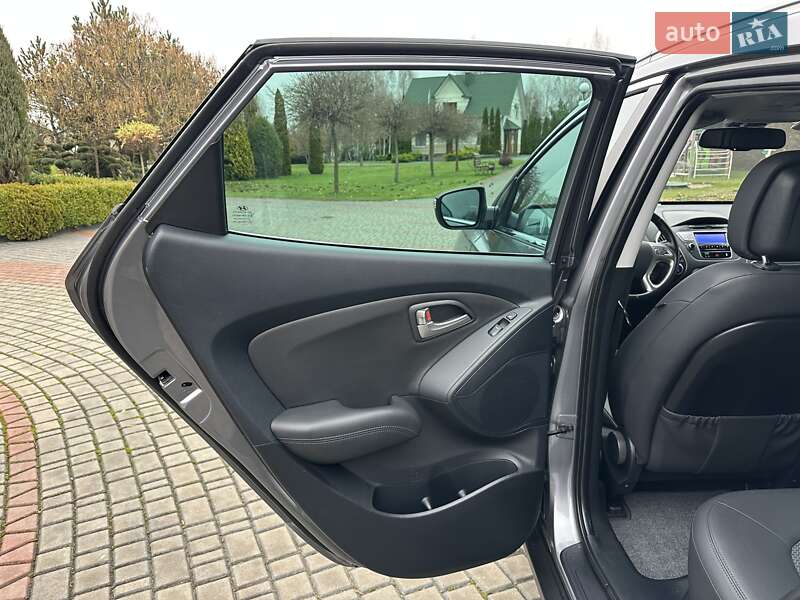 Внедорожник / Кроссовер Hyundai ix35 2011 в Луцке фото 38 Внедорожник / Кроссовер Hyundai ix35 2011 в Луцке