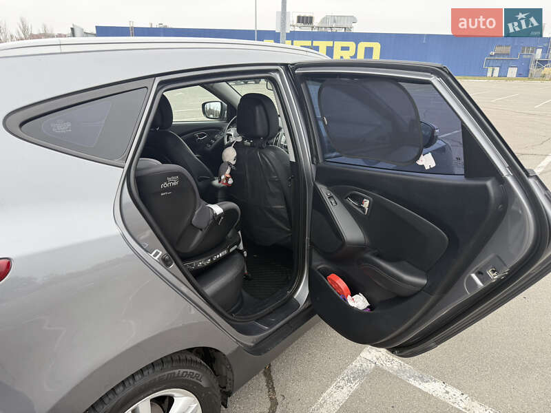 Внедорожник / Кроссовер Hyundai ix35 2012 в Днепре
