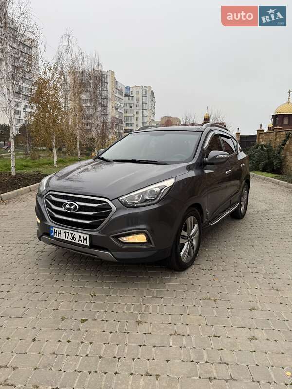 Внедорожник / Кроссовер Hyundai ix35 2014 в Черноморске