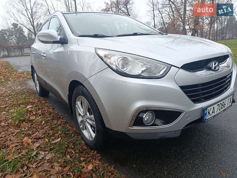 Внедорожник / Кроссовер Hyundai ix35 2012 в Киеве