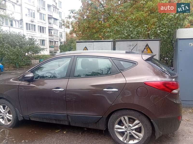 Внедорожник / Кроссовер Hyundai ix35 2012 в Киеве