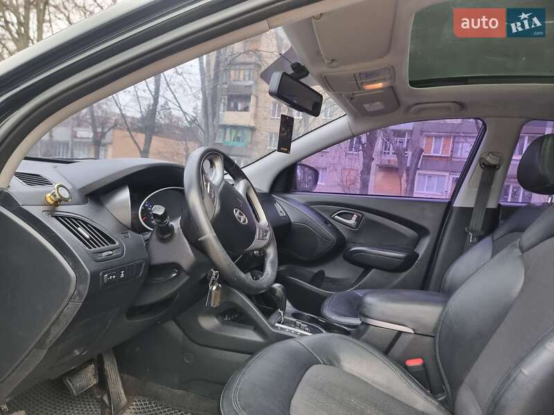 Внедорожник / Кроссовер Hyundai ix35 2011 в Харькове