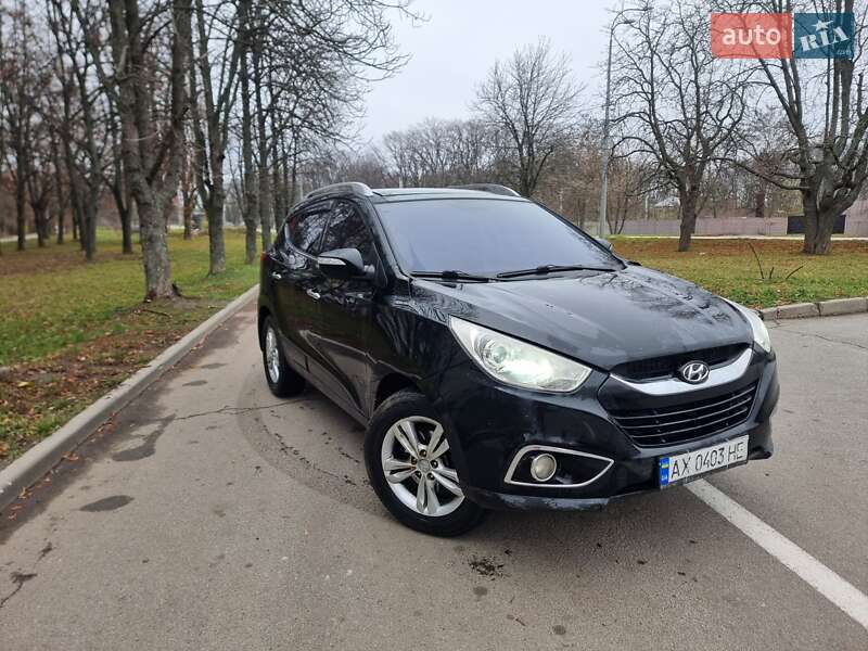 Внедорожник / Кроссовер Hyundai ix35 2011 в Харькове